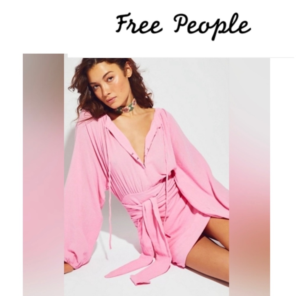 NWOT Free People The Only One Mini Dress
Size Small Pink
Ruched fitted bottom - Picture 1 of 8